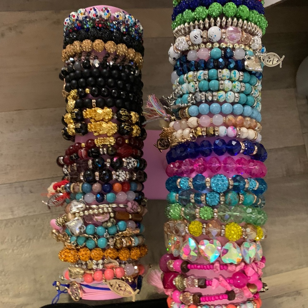 Stretchy bracelets